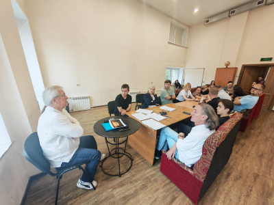 Началась репетиция нового спектакля.